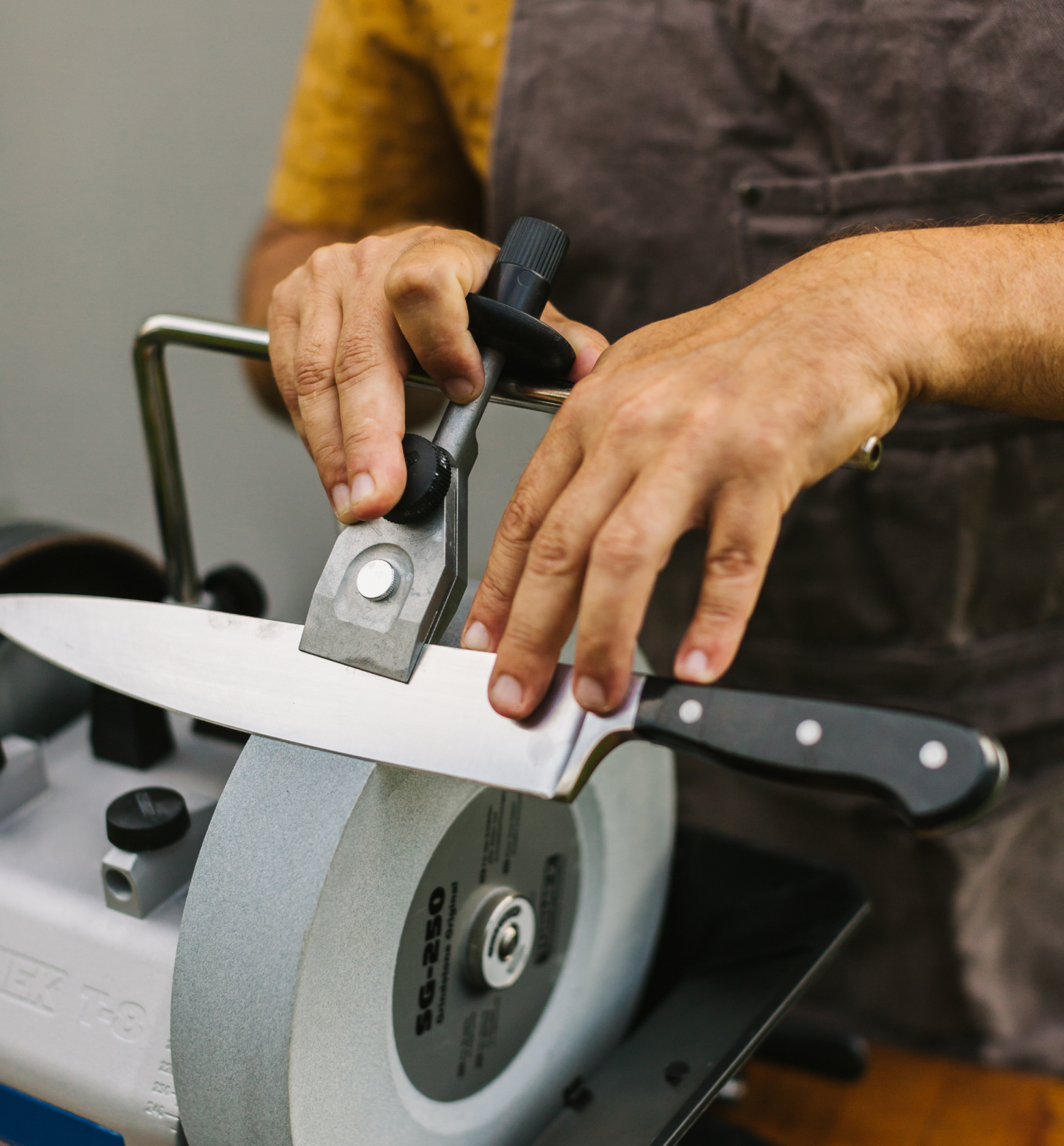 Mail-In Knife Sharpening