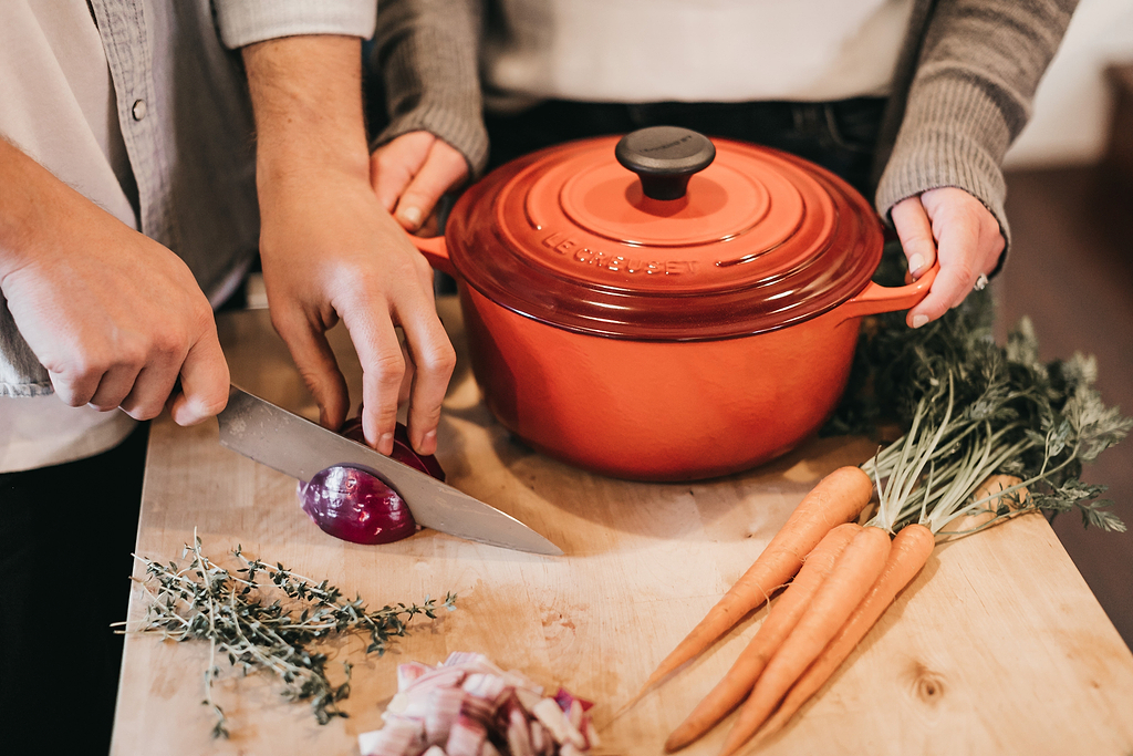 Best chef's knives: home cooks chop ingredients for a stew