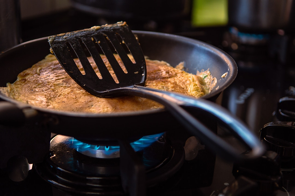 Polytetrafluoroethylene: an omlette in a nonstick pan
