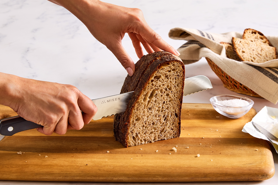 Wavy vs Pointed Serration: Sourdough Crust Test