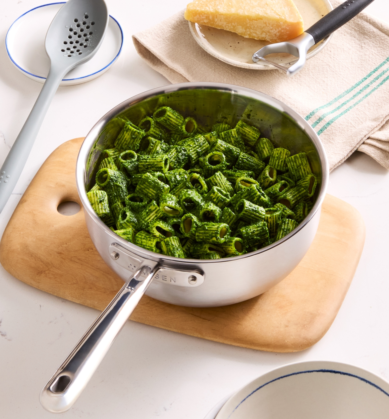 8-Piece Mixed Metal Cookware Set