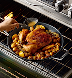 10" Carbon Nonstick™ Round Roaster + Glass Lid