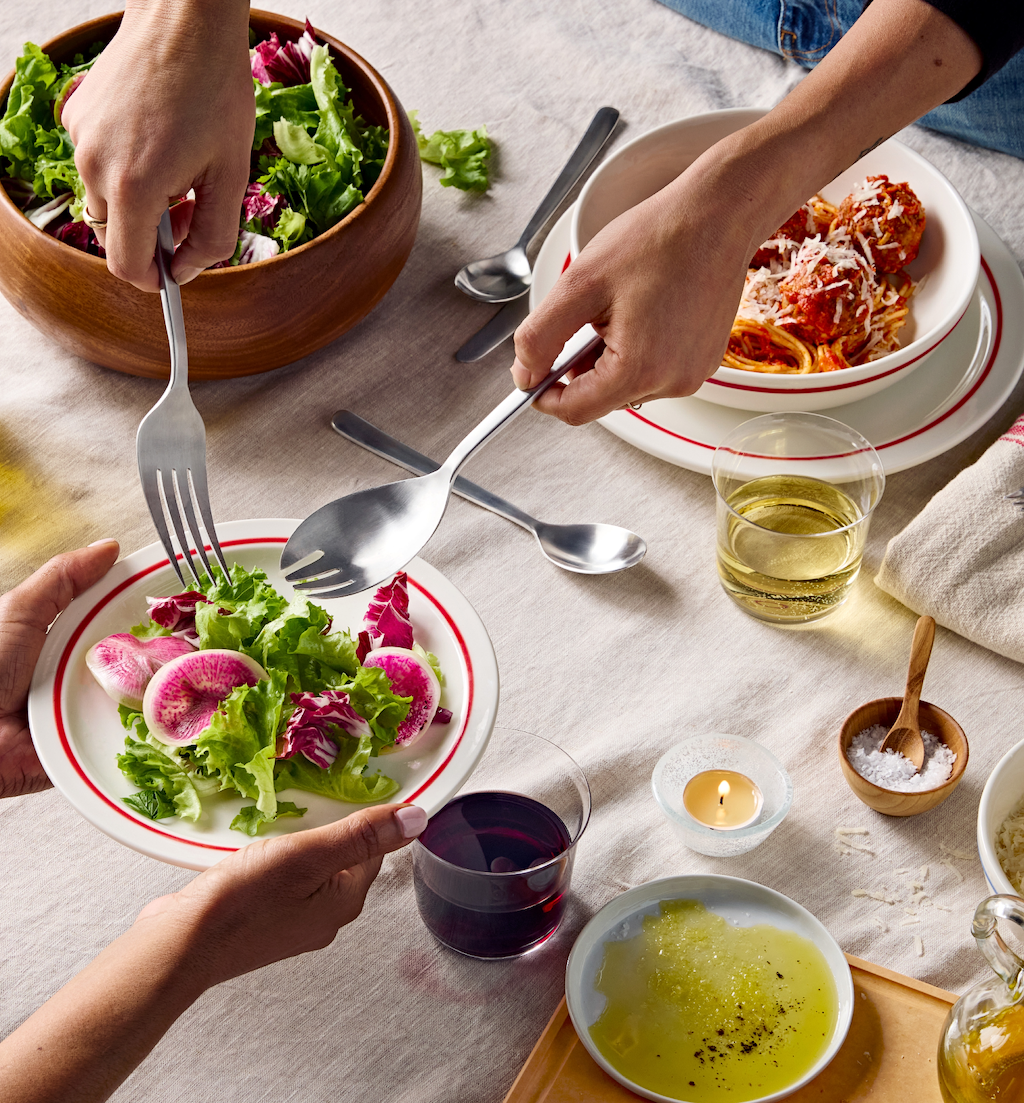 16-Piece Dinnerware Set (Serves 4) - White