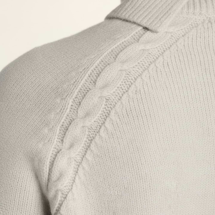 Cable_Knit_close_up