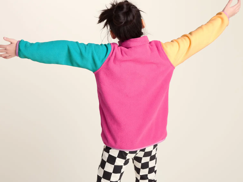 STS_fleece_800x600_3