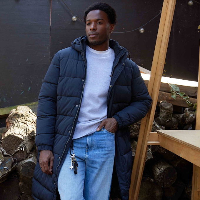 Insulated vs non-insulated - how to choose an autumn jacket that actually works for you?