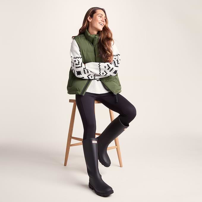 Elyna Womens Shower Resistant Insulated Gilet - Dark Green
