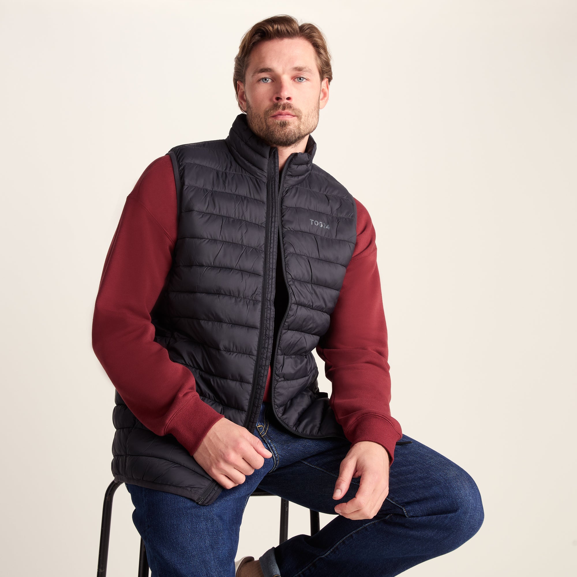Gibson Mens Lightweight Padded Black Gilet | TOG24