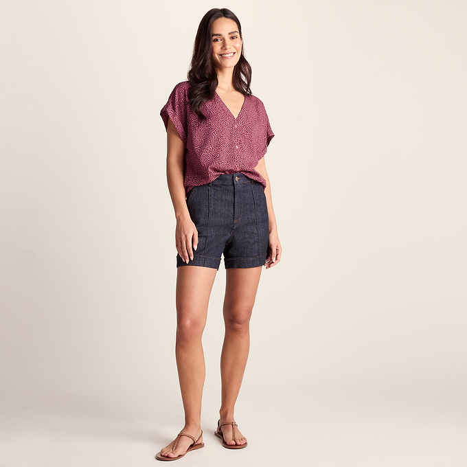 Meredith Womens Short Sleeve Supersoft Blouse - Black Raspberry Wiggle Print