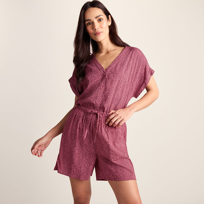 Meredith Womens Short Sleeve Supersoft Blouse - Black Raspberry Wiggle Print