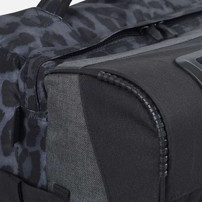Surfanic Maxim 3.0 70L Roller Bag - Jet Black