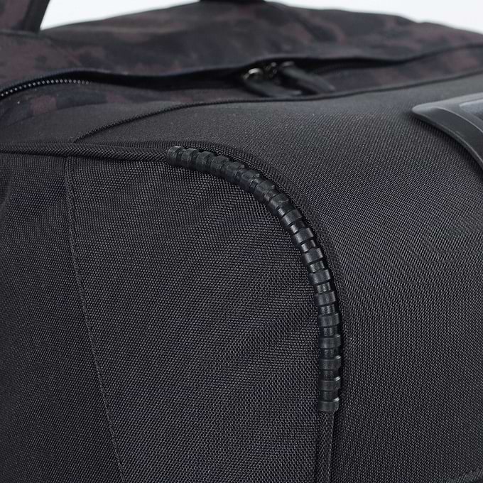 Surfanic Maxim 3.0 100L Roller Bag - Black
