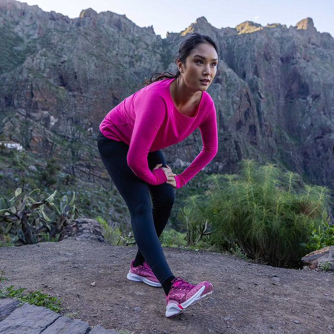 Knowles Womens Long Sleeve Tech Top - Vibrant Pink