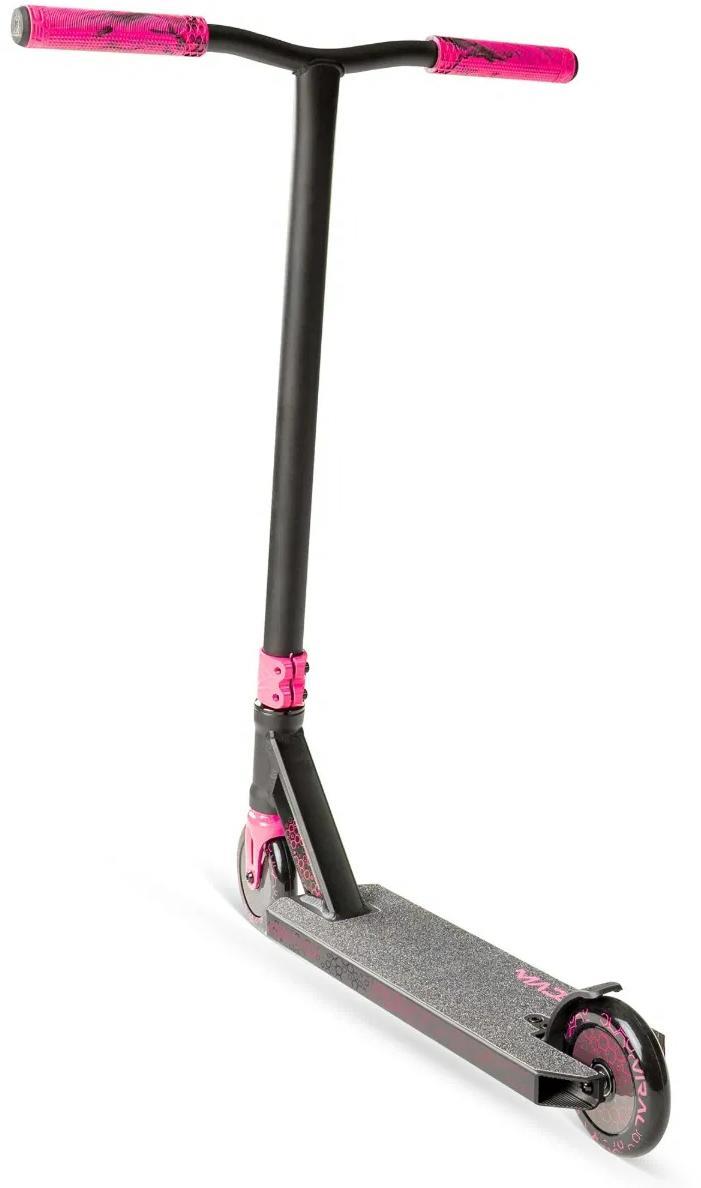 The Madd Gear Viral Rave Complete Stunt Scooter - Melon is perfect for showing off your skills and making a statement at the skatepark.