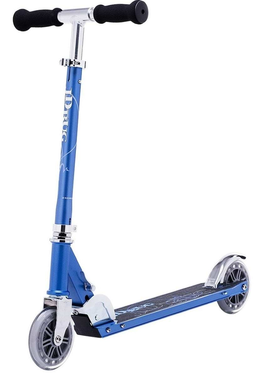 The JD Bug Original Street MS130B Reflex Blue is a foldable kick scooter featuring black grips and two wheels. Lightweight with an adjustable handlebar and textured foot deck, it offers a sleek design that ensures portability and ease of use for kids.