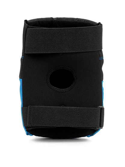 The REKD Ramp Knee Pads in black and blue, designed by REKD, are showcased as perfect for action sports with their open patella design. These knee pads include adjustable straps for secure fastening and support, offering impact resistance to ensure you can move confidently.