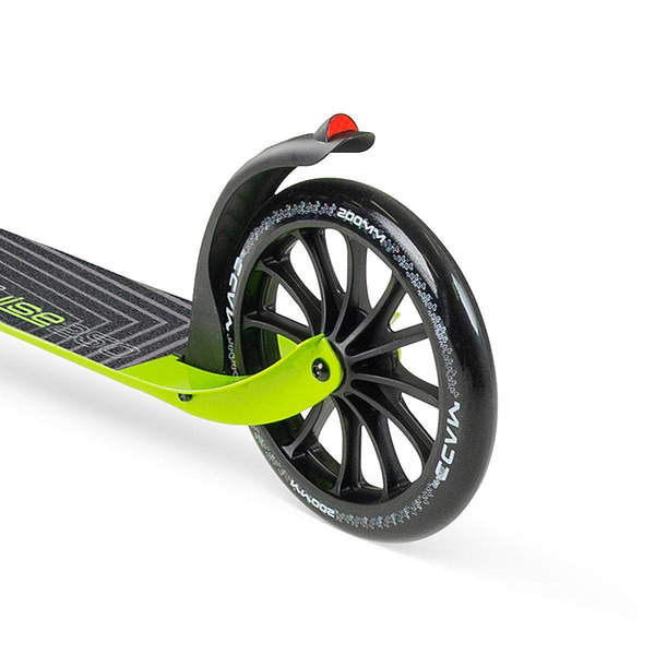 Close-up of the rear wheel of the Madd Gear Metro Cruise 250 Foldable Commuter Scooter in Black/Lime, featuring large black spokes, a textured deck surface, and a small red rear reflector above the wheel.