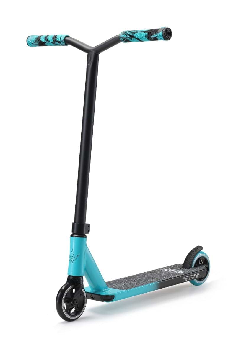 Introducing the Blunt Envy ONE S3 Complete Stunt Scooter in teal and black, designed with a T-bar handle and two wheels, ideal for beginners aiming to perfect their tricks. The scooter boasts stylish black and teal grips on the handlebars, paired with a deck featuring black grip tape. Enhanced by high-quality pro scooter parts from Blunt Envy, this model delivers exceptional performance for stunts.