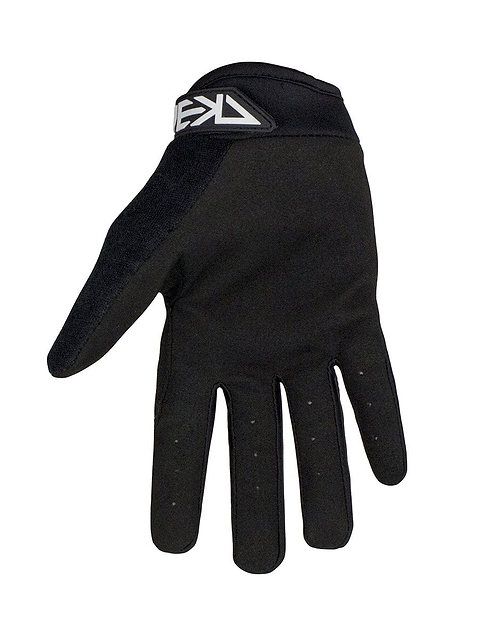 A single grey skate protection glove from REKD is showcased, featuring subtle accents and the brand's logo on the wrist area. This touchscreen-compatible glove includes four visible fingers and a thumb, with textured details designed to enhance grip. Its lightweight and flexible material promises an ergonomic fit for maximum comfort.