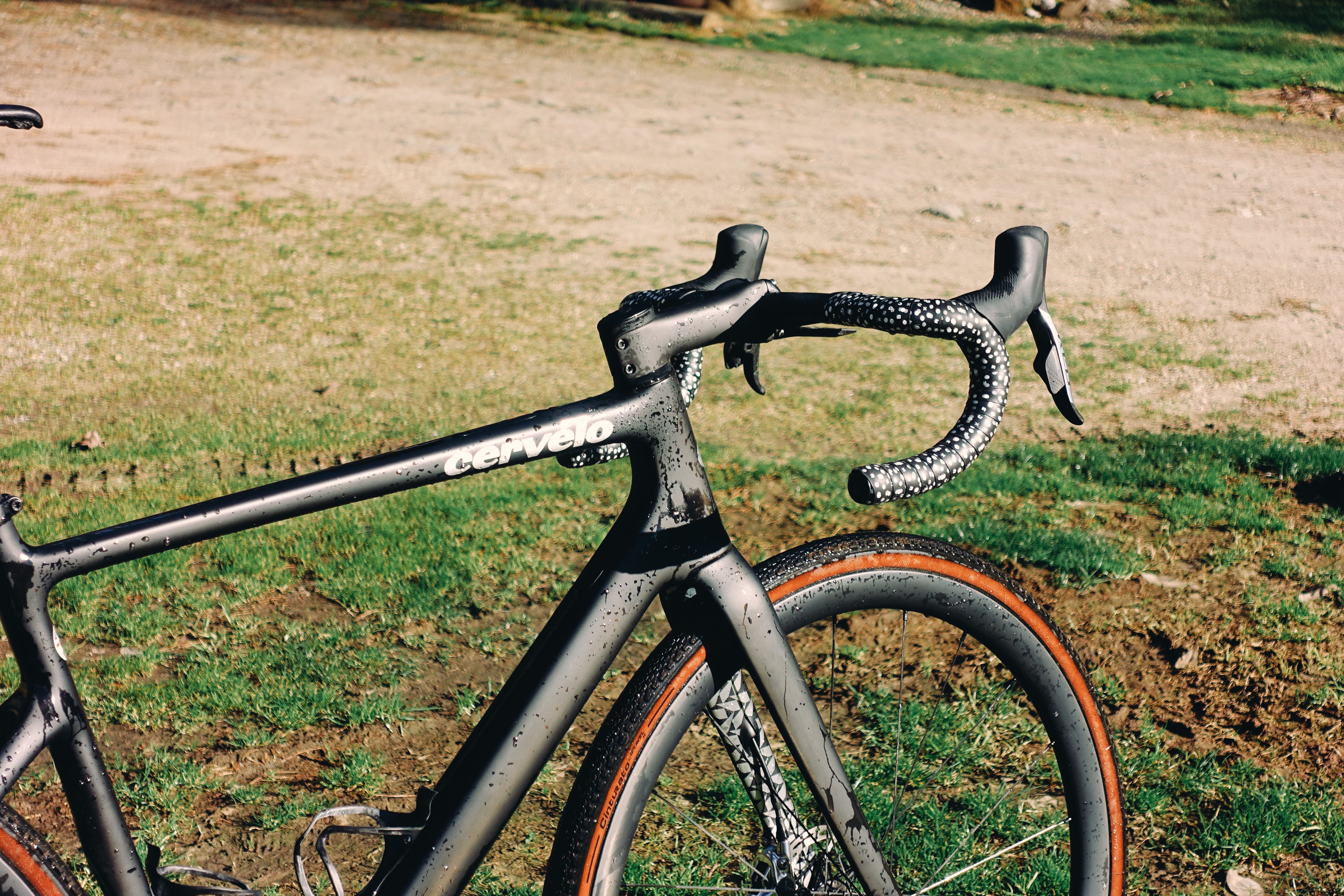 A Cervelo gravel bike just after a wash, with some water still on.