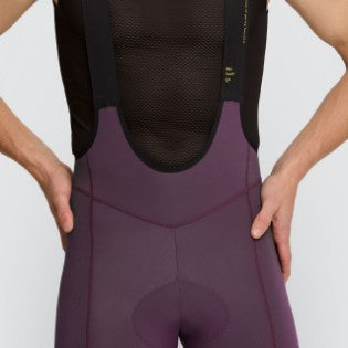 SuperFIT PRO cycling bib shorts on male with logo on leg