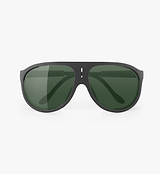 ALBA Optics SOLO black cycling sunglasses — ultra-light wraparound full-lens with VZUM™ Leaf high-contrast green lens, ventilation cuts, soft rubber temples, aerodynamic wind protection; handmade in Italy.