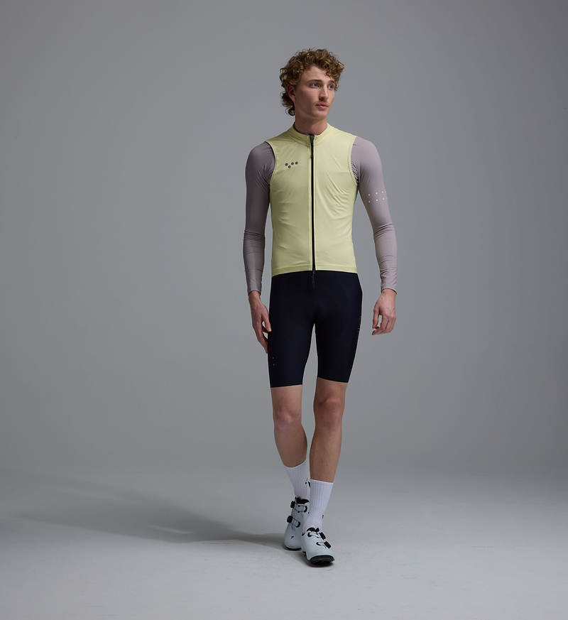 Essentials / Men's Classic LITE Gilet - Dusty Yellow