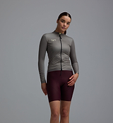 Essentials / Women's Classic Jacket - Artichoke