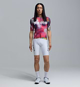 Pedla Colour Wheel Men's Classic Jersey Motion Pink - Designed as your go-to cycling jersey for any ride, the Classic Cycling Jersey combines performance, comfort, and style in one essential piece. Whether you're riding long distances or enjoying a casual bike ride, this jersey offers a perfect fit and reliable performance in all conditions.