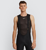Pedla Essentials Men's Air Base Layer Black - The Men's Air Base Layer is an absolute must-have for any serious cyclist. Designed specifically for men, this base layer is not only breathable and comfortable, but it also provides the ultimate level of comfort when you're out on the road.