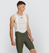 Pedla Essentials Men's Air Base Layer White - The Men's Air Base Layer is an absolute must-have for any serious cyclist. Designed specifically for men, this base layer is not only breathable and comfortable, but it also provides the ultimate level of comfort when you're out on the road.