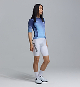 Men's LunaAir navy gradient cycling jersey, lightweight race-fit with breathable Signature AIR mesh sleeves, moisture-wicking fabric, UPF 35+ sun protection, silicon-injected hem and three rear pockets