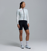 Women's Classic lightweight cycling jacket in porcelain, front view — windproof, water‑resistant, breathable mesh back & underarms, standard fit, SAB two‑way zipper, 2.5cm silicone hem, rear zip pocket, packable