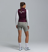 Women's Classic LITE cycling gilet (fig) back view - lightweight, packable windproof water-resistant road cycling vest with mesh back panel, reflective elements and three rear pockets, standard fit for training, racing, commutes