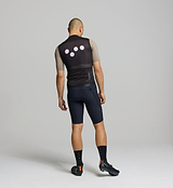 Pedla Essentials Men's Classic LITE Gilet Black - The Classic LITE Gilet is designed for riders who want one reliable layer to handle it all—training in winter, racing in summer, and everything in between. It’s lightweight and easy to stow, making it the piece you’ll reach for when the forecast looks uncertain or when you just need a bit more protection from the wind.
