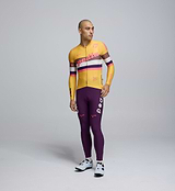 Front view of cyclist wearing the Sunflower Classic LS Jersey – aerodynamic fit and extended sleeves for cool-weather comfort