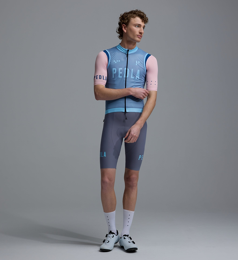 Men's Classic LITE powder blue cycling gilet – lightweight, windproof, water-resistant front; breathable recycled fabric with mesh back; SAB two-way zipper; silicone hem; reflective details; three reinforced rear pockets