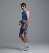 Men's Heritage Classic LITE gilet solid powder blue side view, lightweight windproof water-resistant cycling vest with breathable recycled fabric, mesh back, elasticated armholes, silicone hem, reflective details