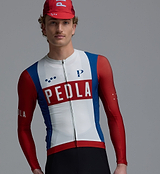 Heritage men's classic long sleeve cycling jersey vintage red closeup - breathable SPF50 moisture-wicking four-way stretch fabric, ventilation panels, extended sleeves, silicone hem gripper, form-fitting performance road cycling top