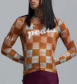 Heritage men's long-sleeve amber checkers cycling jersey, lightweight training/race fit, breathable mesh panels, full front zipper, silicone hem, wind- and water-resistant performance road cycling top (close-up)