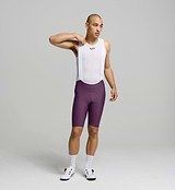 Men's SuperFIT 2.0 Cycling Bib Shorts showcasing a streamlined fit, seamless cuff, and reflective detailing for enhanced visibility.