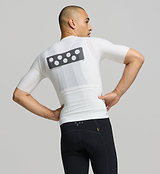 Pursuit AIR Cycling Jersey with three reinforced back pockets, offering secure storage for cycling essentials while maintaining a sleek, aerodynamic design.