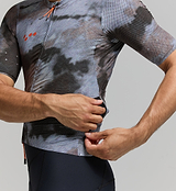 Pedla ON_OFF Men's SuperSYSTEM Jersey Light Purple - When the ride demands more, your gear should too. The ON_OFF GRID SuperSYSTEM Jersey is your ultimate companion for long days in the saddle—whether you're tearing up gravel tracks, chasing horizons on the open road, or grinding through epic mixed-terrain adventures.