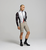 Side profile of silver reflective cycling gilet – breathable mesh construction and ergonomic fit for all-season riding