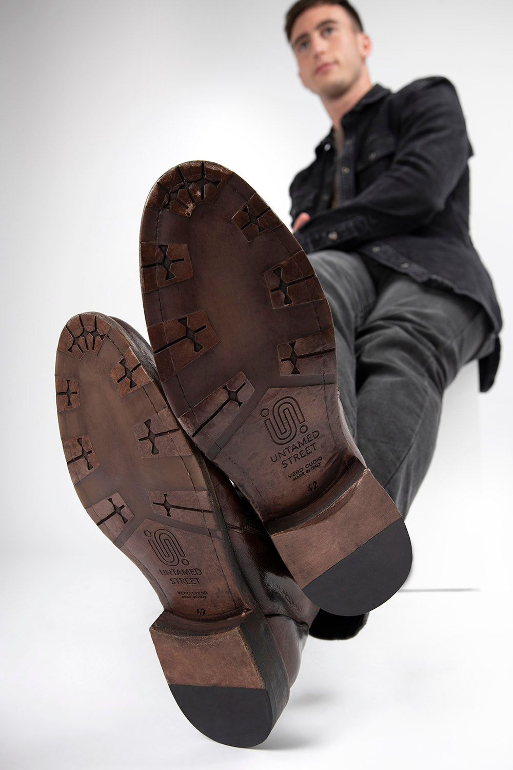 KNIGHTON dark-brown double-zip low ankle boots | untamed  display picture 1