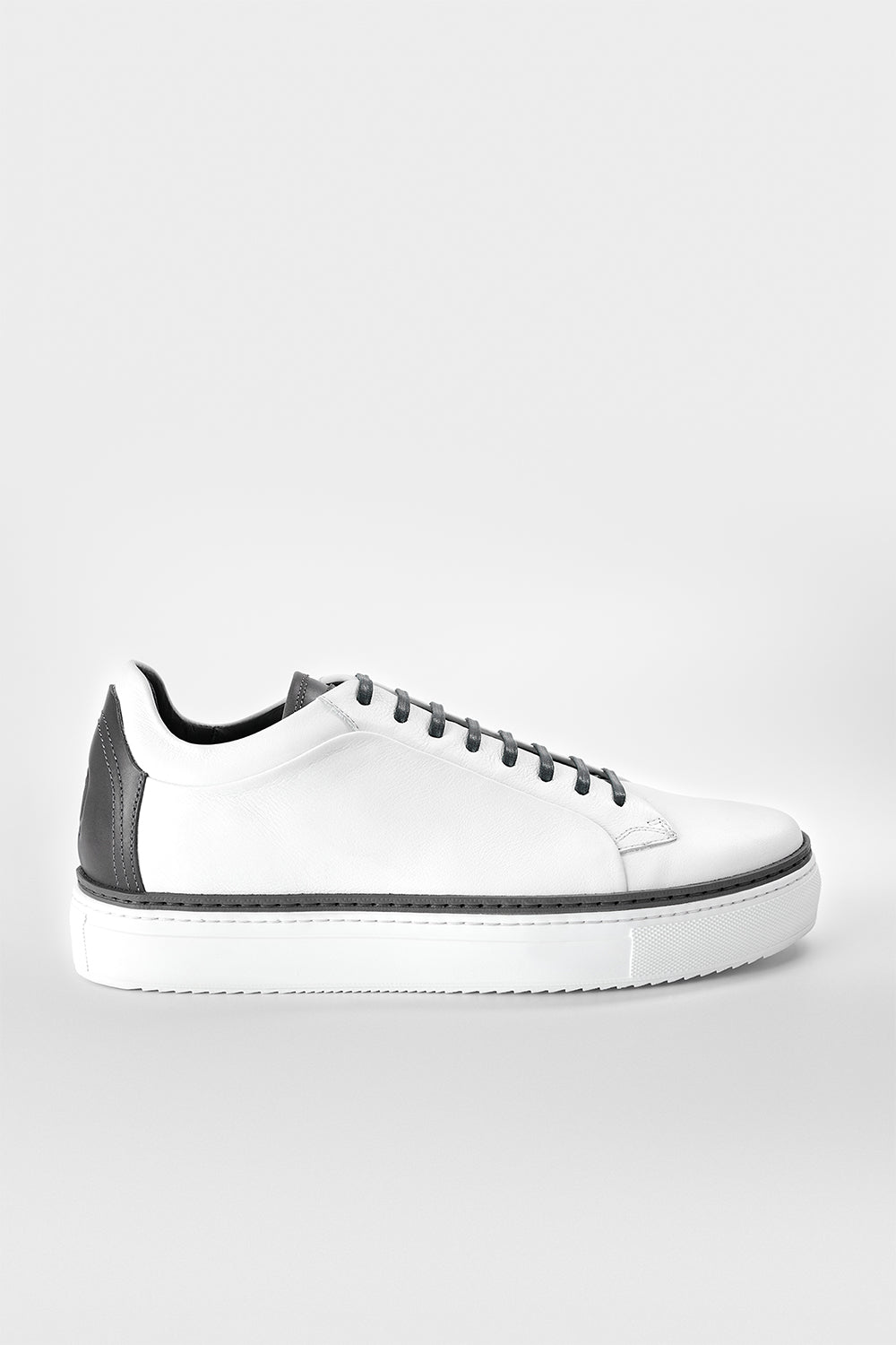 UNTAMED STREET Men White-Grey Calf-Leather Low Top Sneakers SOHO-EDGE