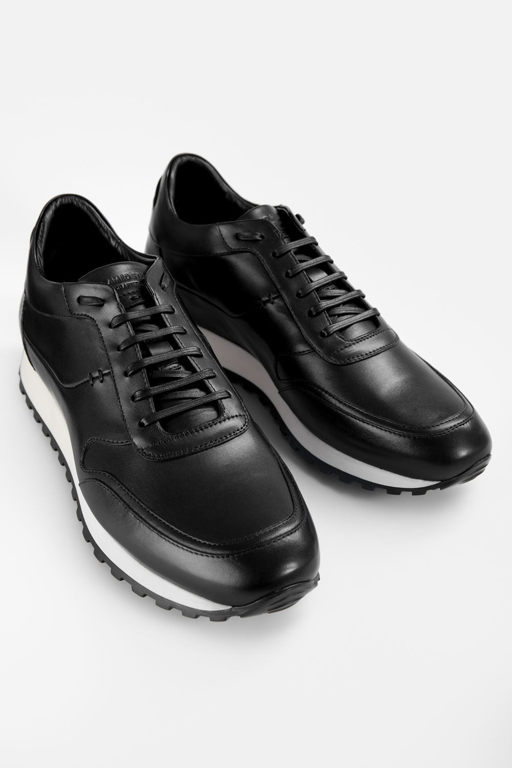 UNTAMED STREET Men Black Calf-Leather Runners Sneakers SOHO