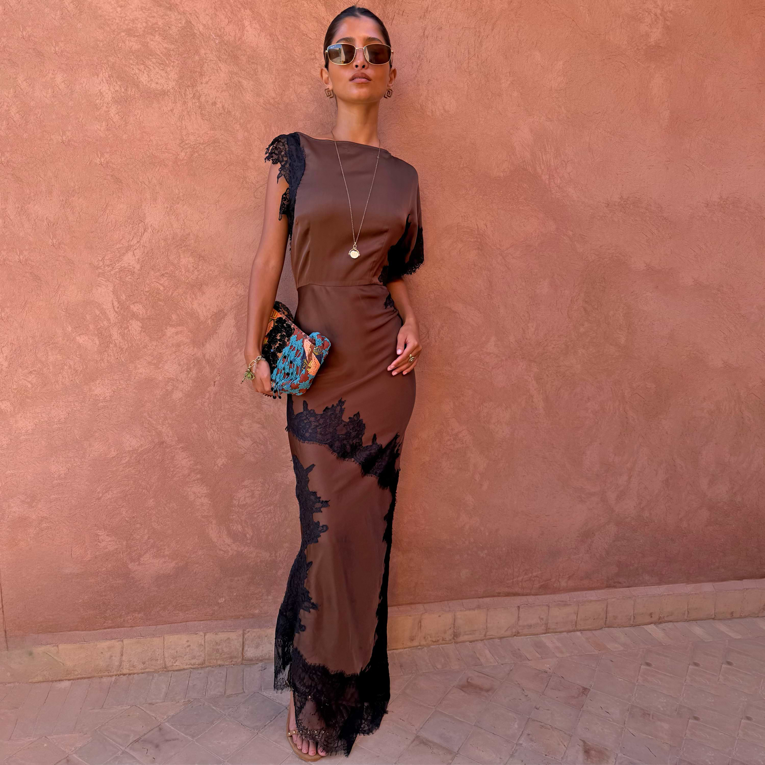 brown and lace dress Chocolate Black Fearne High neckline Artisan embroidered floral dress Size:LP Lynett Backless Lace-up Long