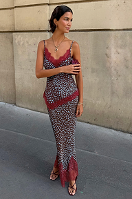 caption_Model is 5ft7” and wears UK size 10