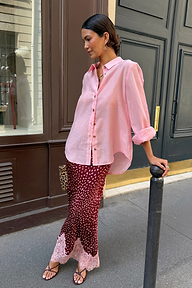 caption_Model is 5ft7” and wears size M